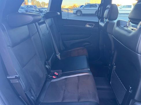 Used 2020 Jeep Grand Cherokee Altitude image 33