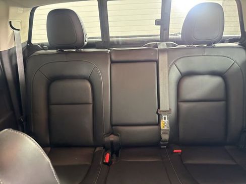 Used 2016 Chevrolet Colorado LT w/ Midnight Edition image 38