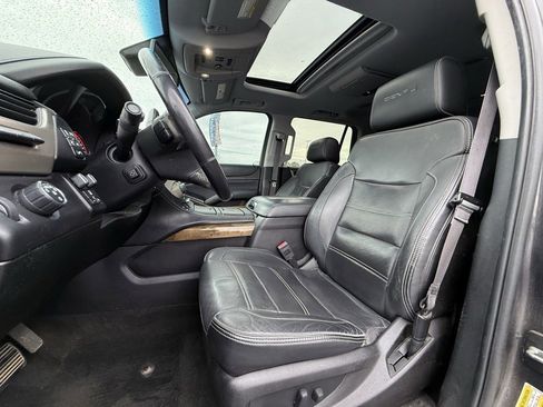 Used 2016 GMC Yukon Denali w/ Open Road Package image 21