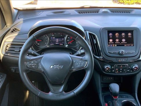 Used 2023 Chevrolet Equinox RS image 5