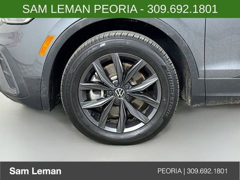 Used 2023 Volkswagen Tiguan SE image 29