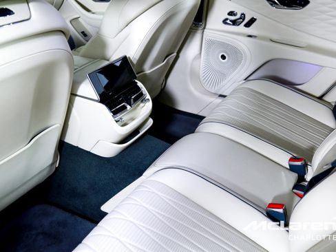 Used 2021 Bentley Flying Spur W12 w/ First Edition Specification image 19