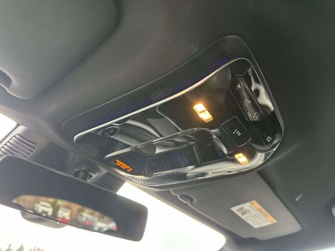 Used 2024 Mercedes-Benz GLC 300 4MATIC image 28