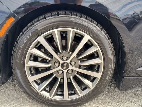 Used 2019 Lincoln MKZ Premiere image 11