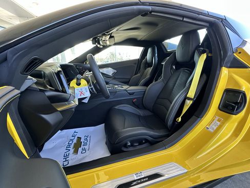 New 2026 Chevrolet Corvette Z06 w/ Z07 Performance Package RWD image 19