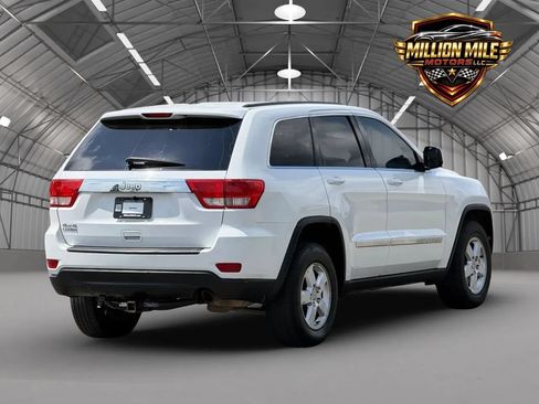 Used 2013 Jeep Grand Cherokee Laredo AWD/4WD image 9