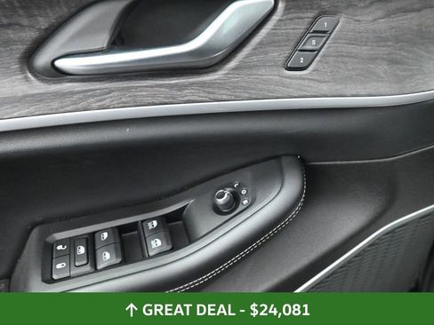 Used 2024 Jeep Grand Cherokee Limited 4xe image 28