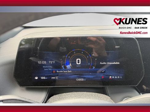 Used 2025 Chevrolet Equinox LT w/ Convenience Package II AWD/4WD image 14