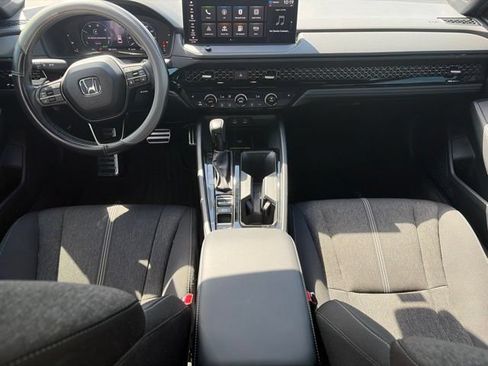 Used 2025 Honda Accord Sport image 10
