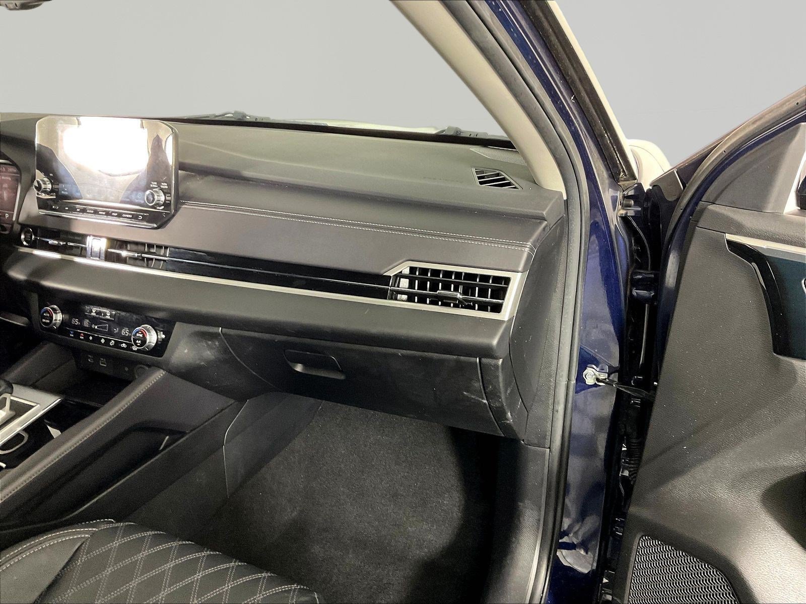 Used 2023 Mitsubishi Outlander SEL AWD/4WD image 27