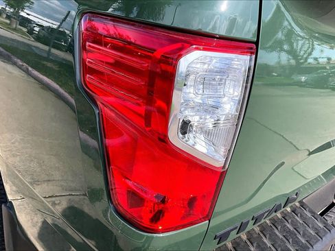 Certified 2024 Nissan Titan SV w/ SV Bronze Edition Package image 28