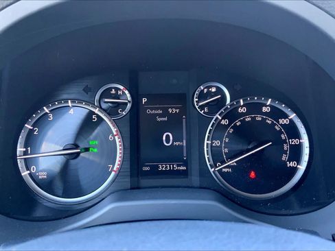 Used 2023 Lexus GX 460 Premium w/ Premium Package AWD/4WD image 26