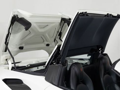 Used 2016 Ferrari 488 Spider image 23