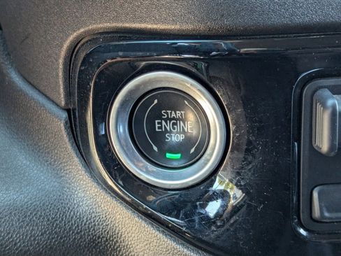 Used 2022 Chevrolet Silverado 1500 RST w/ Z71 Off-Road Package image 31