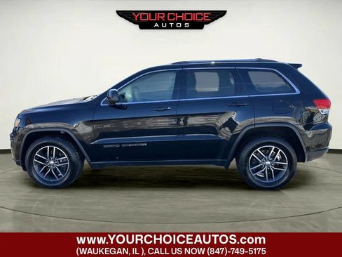 Used 2018 Jeep Grand Cherokee Laredo image 2