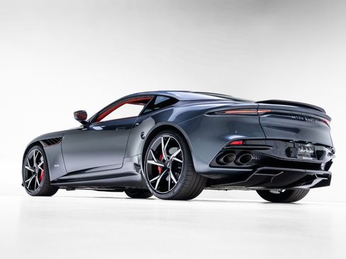 Used 2019 Aston Martin DBS Superleggera image 32