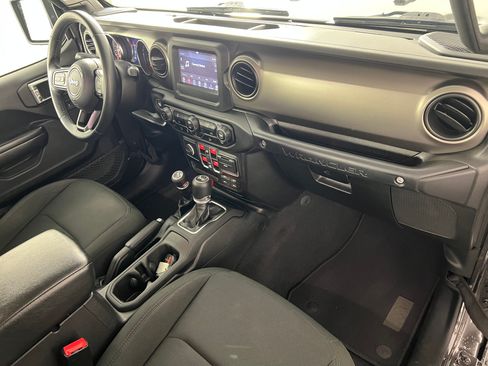 Used 2021 Jeep Wrangler Unlimited Sport AWD/4WD image 23