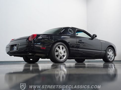 Used 2005 Ford Thunderbird RWD image 27