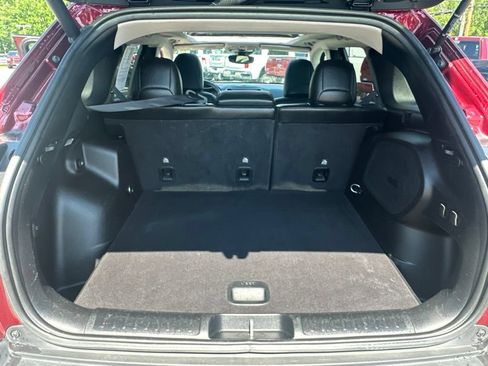 Used 2021 Jeep Cherokee Trailhawk w/ Sun, Sound & Nav Group AWD/4WD image 31