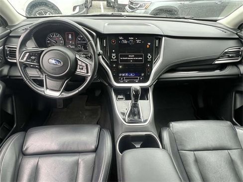 Used 2020 Subaru Outback Limited image 18