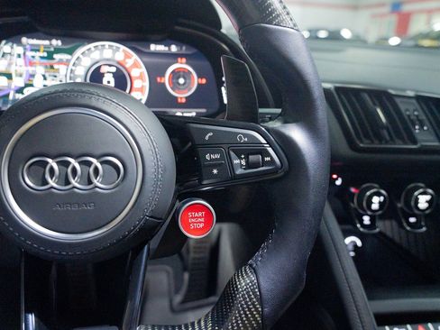 Used 2017 Audi R8 V10 image 36