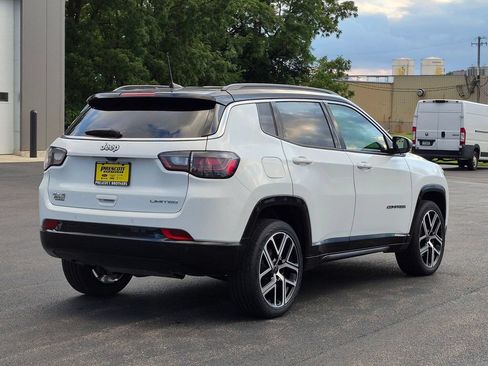 Used 2025 Jeep Compass Limited w/ Elite Group AWD/4WD image 7