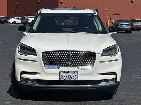 Used 2020 Lincoln Aviator Reserve w/ Equipment Group 201A image 6