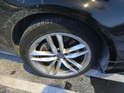 Used 2015 Audi A8 L 4.0T w/ Premium Package image 12