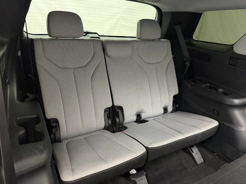 Used 2022 Hyundai Palisade SE w/ Cargo Package FWD image 23