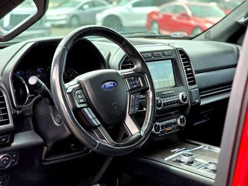 Used 2018 Ford Expedition Max Limited w/ Equipment Group 302A AWD/4WD image 10