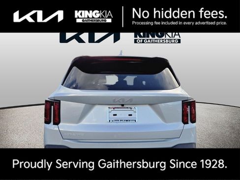Certified 2026 Kia Sorento S FWD image 4