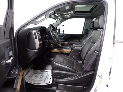 Used 2017 Chevrolet Silverado 2500 High Country w/ Duramax Plus Package AWD/4WD image 24