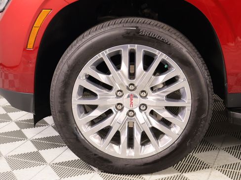 Used 2025 GMC Yukon Elevation w/ Elevation Premium Package AWD/4WD image 22