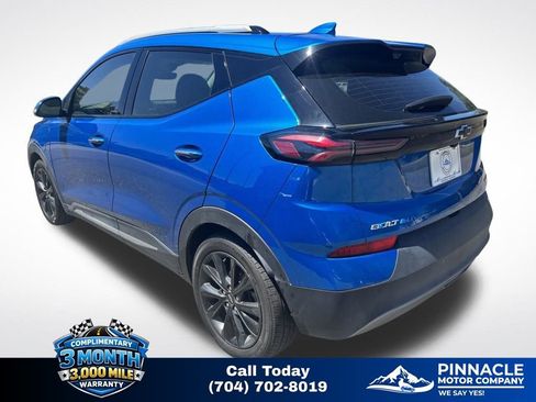Used 2022 Chevrolet Bolt EUV Premier w/ Launch Edition FWD image 6