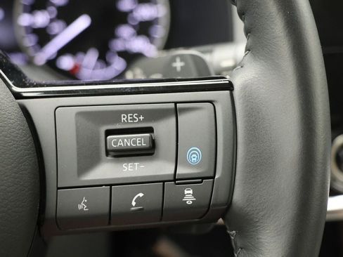 Used 2022 Nissan Pathfinder SL image 20