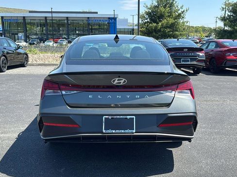 New 2026 Hyundai Elantra SEL Sport Premium FWD image 6