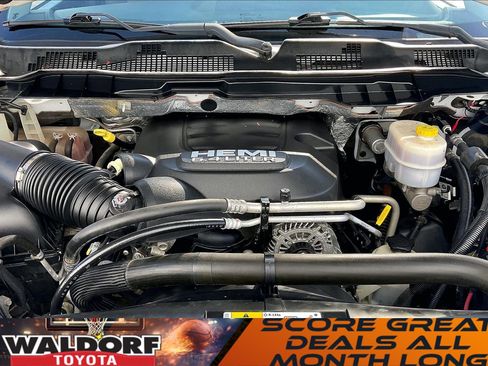 Used 2018 RAM 3500 Tradesman w/ Chrome Appearance Group image 13