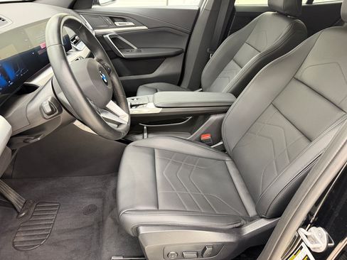 Used 2026 BMW X2 xDrive28i AWD/4WD image 5
