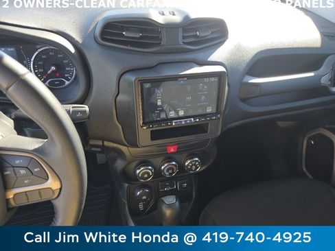 Used 2016 Jeep Renegade 75th Anniversary image 29