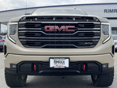 Used 2022 GMC Sierra 1500 AT4 AWD/4WD image 14