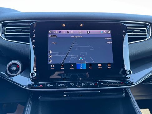 Used 2023 Jeep Wagoneer image 21