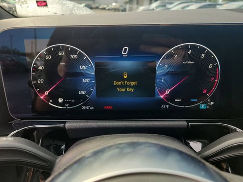 Used 2025 Mercedes-Benz GLA 250 image 25