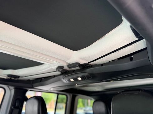 Used 2024 Jeep Wrangler Unlimited Rubicon 4xe AWD/4WD image 53