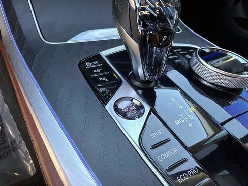 Used 2022 BMW X7 xDrive40i w/ Executive Package image 30