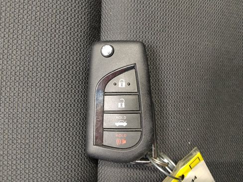 Used 2024 Toyota Corolla LE image 32