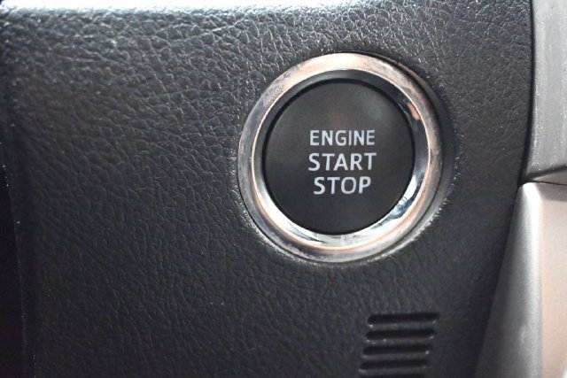 Used 2020 Toyota 4Runner Limited AWD/4WD image 28