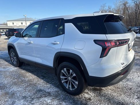 Used 2025 Chevrolet Equinox LT image 6