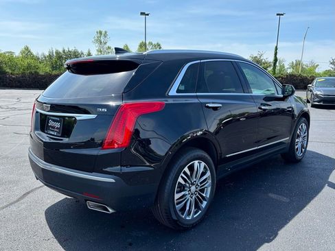 Used 2017 Cadillac XT5 Premium Luxury w/ Driver Assist Package FWD image 8