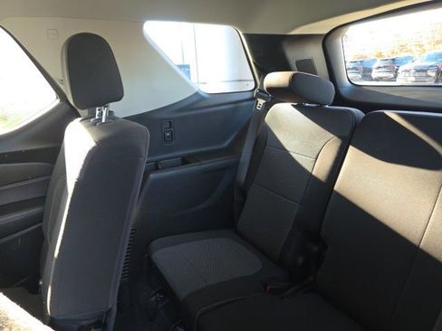 Used 2020 Chevrolet Traverse LS image 17