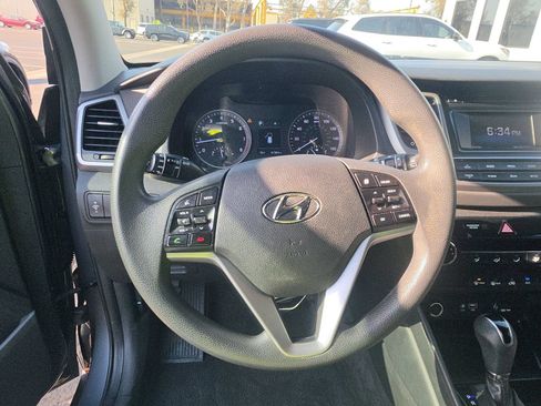 Used 2017 Hyundai Tucson SE w/ SE Popular Package 02 FWD image 11